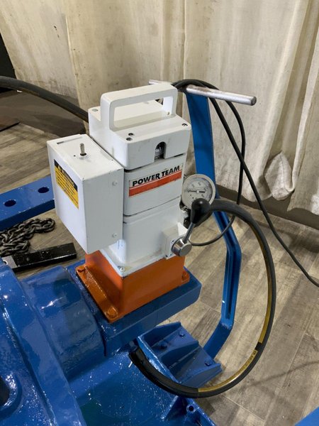 100 TON POWER TEAM HORIZONTAL HYDRAULIC WHEEL PULLER: STOCK #81066