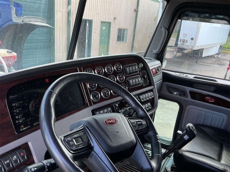 2024 Peterbilt 389 1XPXD49X1RD605420