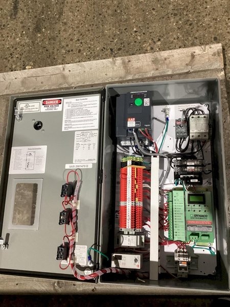 DYNACO POWER M2 7′ x 10′ Galvanized Rollup Door USED