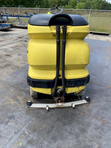 KARCHER MODEL #BR100/250R FLOOR SCRUBBER: STOCK #14837