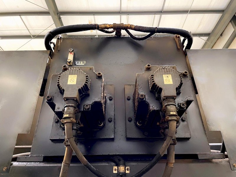 Toyokoki HYB 17540 190 Ton x 13' (7-Axis)