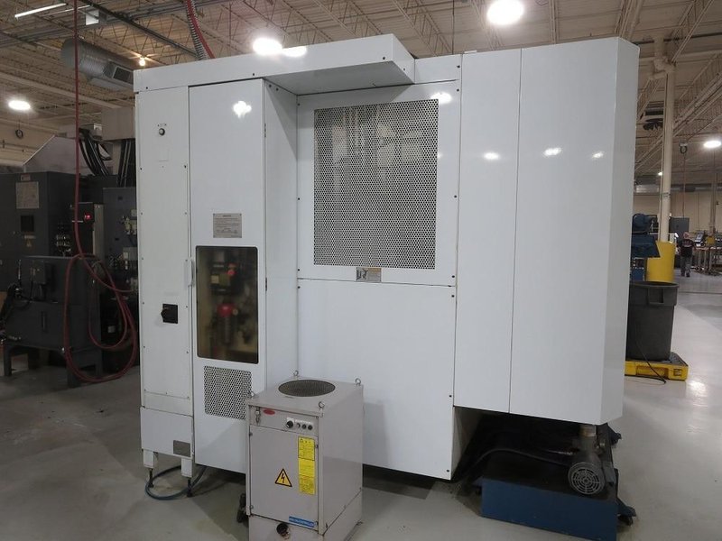 KIWA KNH-426X HMC, 2003-HPC, Fanuc Control, 12,000RPM, Chip Conveyor