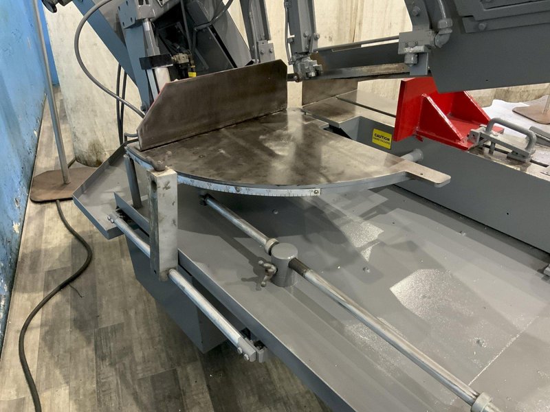 13" X 16" WELLSAW MITERING HORIZONTAL BANDSAW: STOCK #81171