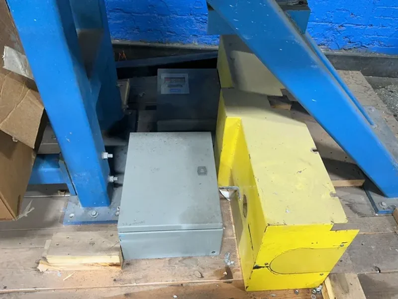 POTTERY SUPPLY HOUSE KILNS &amp; FURNACES 1300 DEG CELSIUS ELECTRIC KILN  -  K223-2416