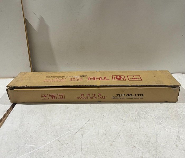 THK 11635 10047 97100 LINEAR BEARINGS (2 PER) NEW