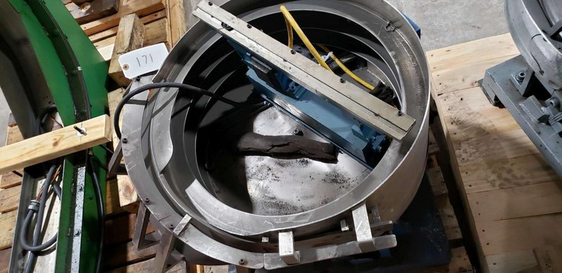 24″ CCW Feeder Bowl