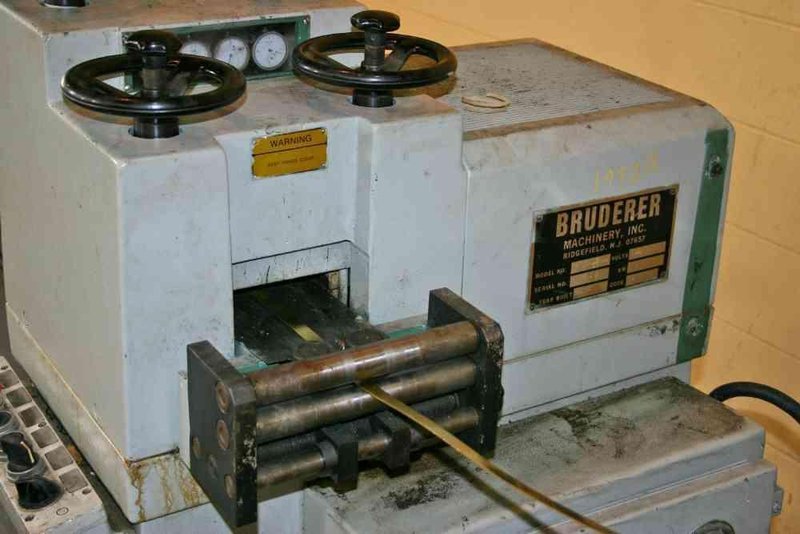 5-1/2' X 19 ROLL BRUDERER STRAIGHTENER &amp; COIL REEL: STK #19775