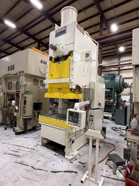 250 Ton NIAGARA E-250 OBS / Gap Frame Used Mechanical Metal Stamping Press For Sale, Under Power!
