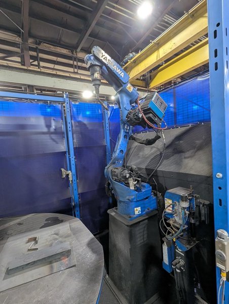 Yaskawa Motoman ArcWorld System AW1000 Robotic Welding Cell, 2019 – AR1440 Robot, MSR655 Turntable Positioner