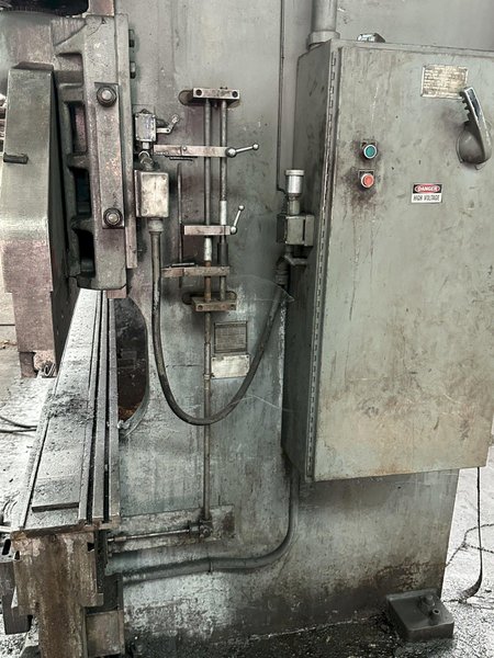 CINCINNATI #400H-10 HYDRAULIC PRESS BRAKE
