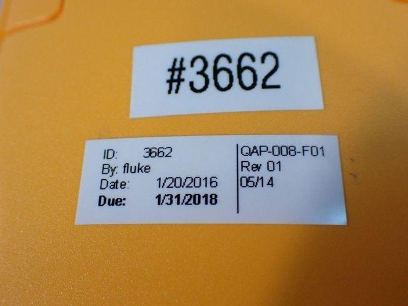 FLUKE THERMOCOUPLE CALIBRATOR  -  714B
