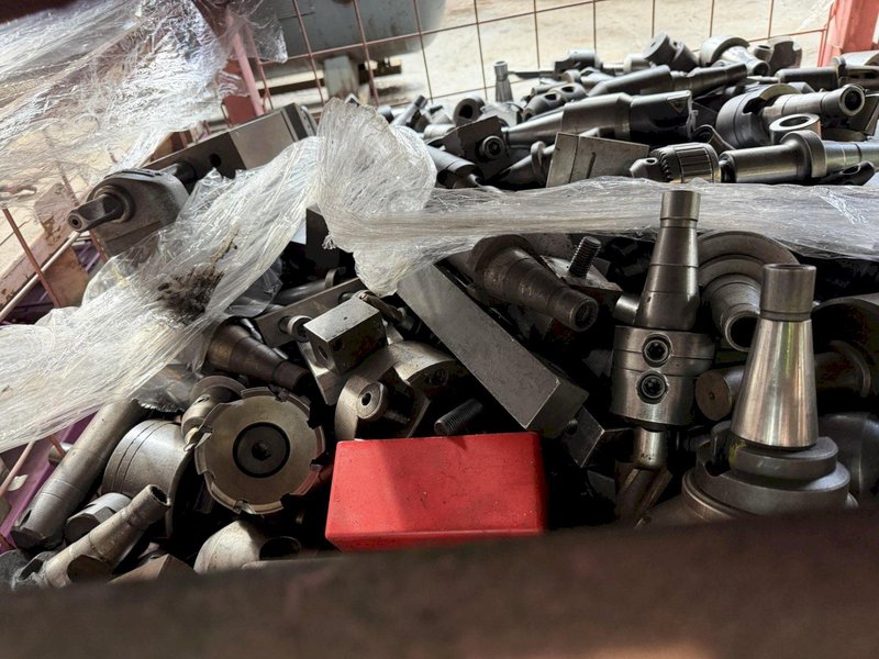 3" DEVLIEG 3H-72 HORIZONTAL BORING MILL. STOCK # 0113926