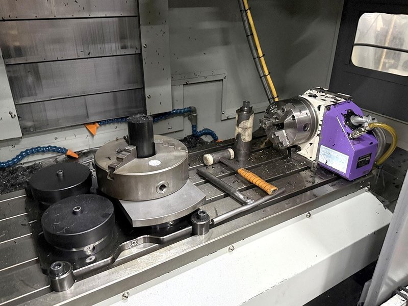 Hyundai-Kia VX500 X: 1060 / Y: 510 / Z: 635 mm