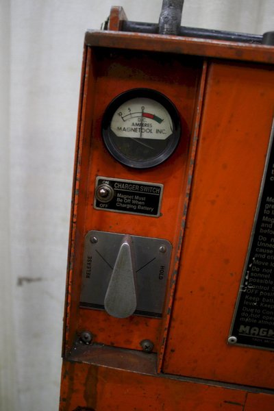 3000 LB MAGNETOOL MAGNETIC SHEET LIFTER: STOCK #75767