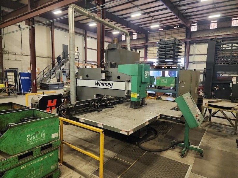 USED WHITNEY HYDRAULIC CNC 40 TON PUNCH 130 AMP PLASMA MODEL 657, Stock# 11028, Year: 2012