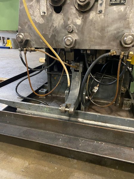 3/8&quot; Waterbury Farrel Model #3 Two Die Four Blow Cold Header