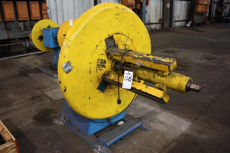 2500 LB X 30&#039; PERFECTO MOTORIZED UNCOILER: STOCK #56643