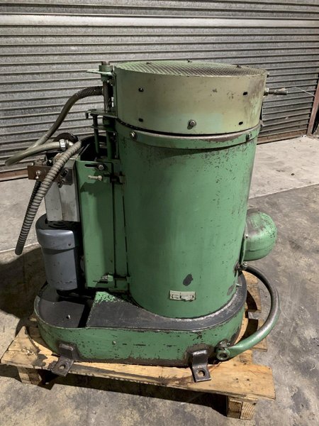 New Holland Model 22 Spin Dryer with Heat