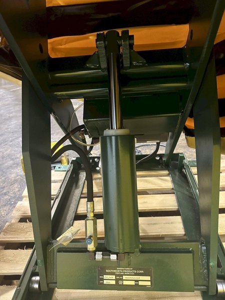 2500 LBS X 48" X 44" SOUTHWORTH MODEL #LS2.5-36 BACKSAVER  HYDRAULIC SCISSOR LIFT &amp; TURN TABLE , 110V: STOCK #20509
