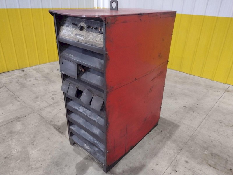 1500 AMP LINCOLN IDEALARC MODEL #DC-1500 WELDER: STOCK #20599