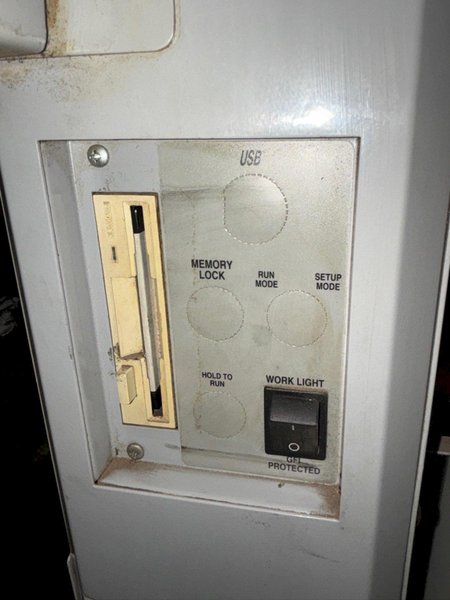 2004 HAAS MODEL #SL-20T CNC LATHE TURNING CENTER C AXIS &amp; LIVE TOOLING: YOBRO #24480