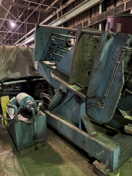 Stahl permenant molding machine with 35&quot; x 42&quot; front platen, 35 x 42 rear platen, hydraulic system and controls, front ejection