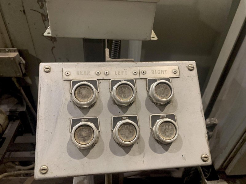 10' X 5/8" BERTSCH MODEL #11 INITIAL PINCH PLATE ROLL: STOCK #10399