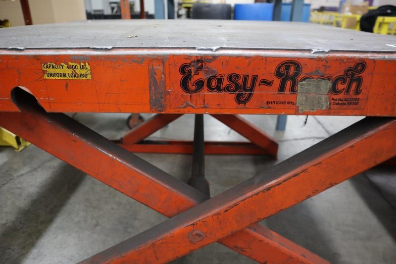 Easy Reach Scissor Table, Adjustable Height, 4,000 Lb Capacity, 40&quot; x 42&quot; Surface- Auction Item