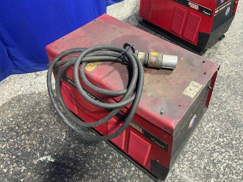 Lincoln Electric  455 Watts  Welder - Powerwave455m