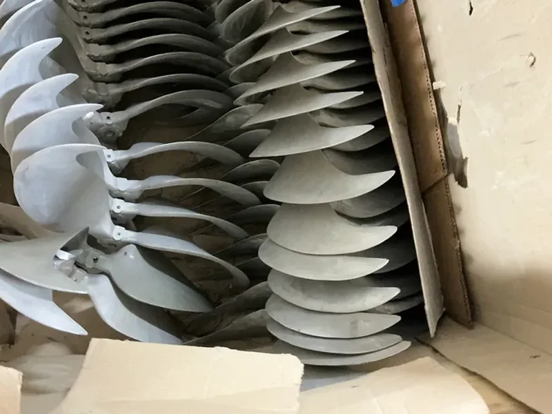 FAN BLADES
