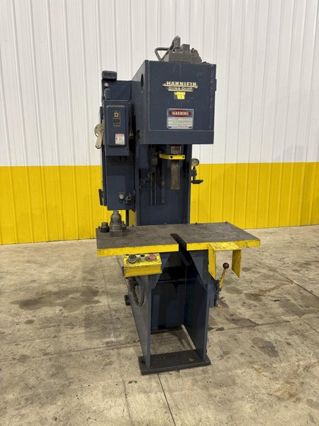 12 TON HANNIFIN MODEL #OFC-12C DYNA-QUIP HYDRAULIC C FRAME PRESS: STOCK #22192