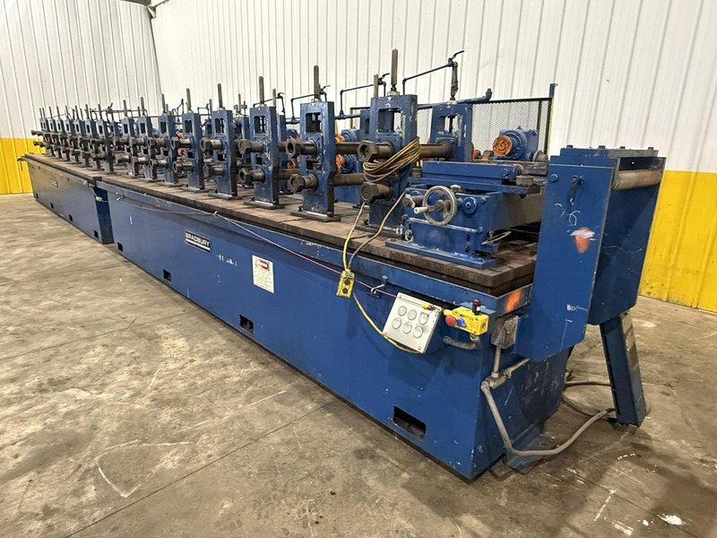 16 STAND x 3" X 18" ROLL SPACE BRADBURY MODEL #430 U-JOINT DRIVE ROLLFORMER: YOBRO #25254