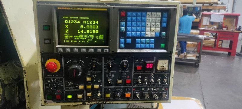 Daewoo Puma 8HC Lathe, 1995 – w/ Chip Conveyor &amp; Turret Tooling