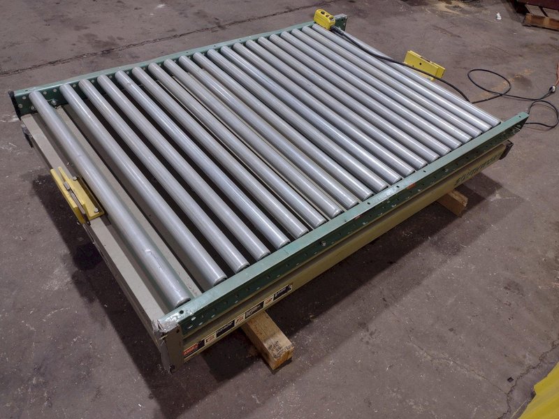 3,000 LBS 72" X 48" SOUTHWORTH LIFT TABLE W/ ROTATING TOP: STOCK #20938