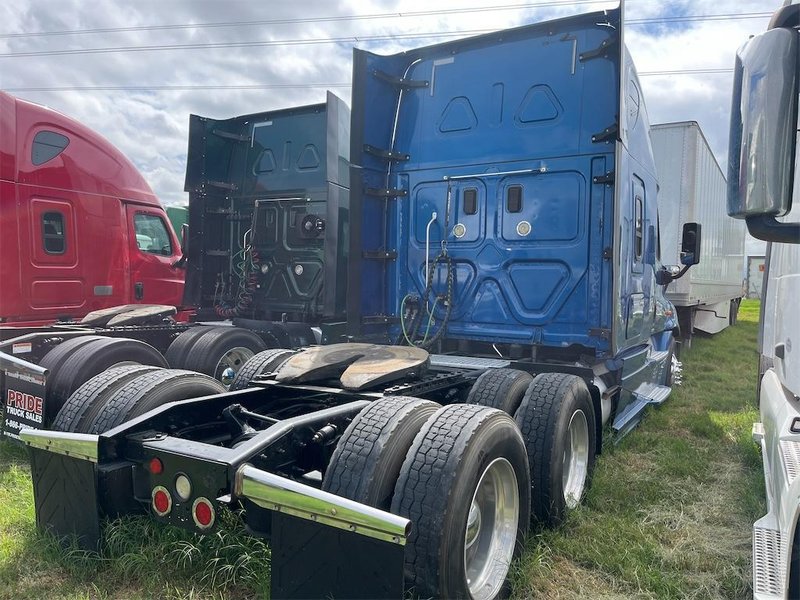 2017 Freightliner Cascadia 125 3AKJGLDR6HSHZ6452