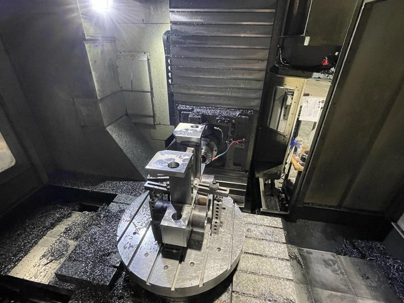Haas EC-1600YZT HMC, 2014 – Full 4th Axis, 1,000 PSI TSC, WIPS