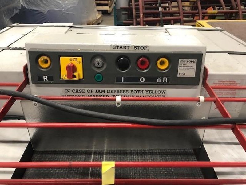 MBM IDEAL DESTROYIT HIGH CAPACITY STRIP-CUT PAPER SHREDER WITH ENTERY  FEED CONVEYOR STOCK# 3097