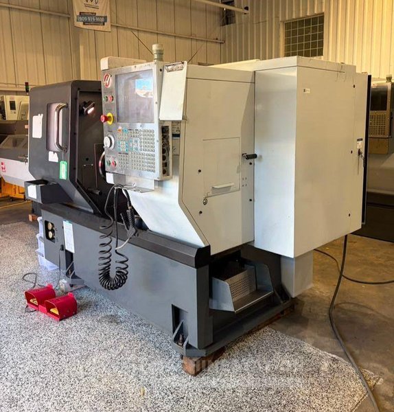 Haas ST-10 CNC Turning Center – Lathe W/ Bar Feeder