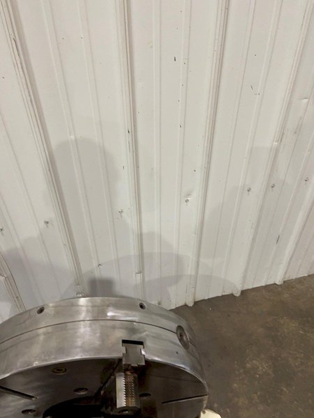 24-3/4&quot; BISON 3 JAW CHUCK: STOCK #75198