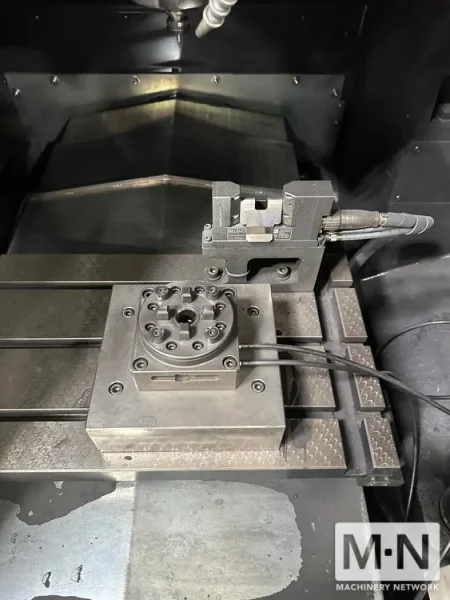 Roku Roku HC-435 CNC Vertical Machining Center, 2006