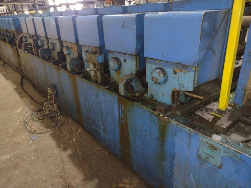 17 STAND X 4&quot; X 48&quot; B&amp;K MODEL #2B-35 RAFTED ROLLFORMER: STOCK #18127