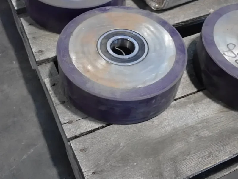 CASTER WHEELS