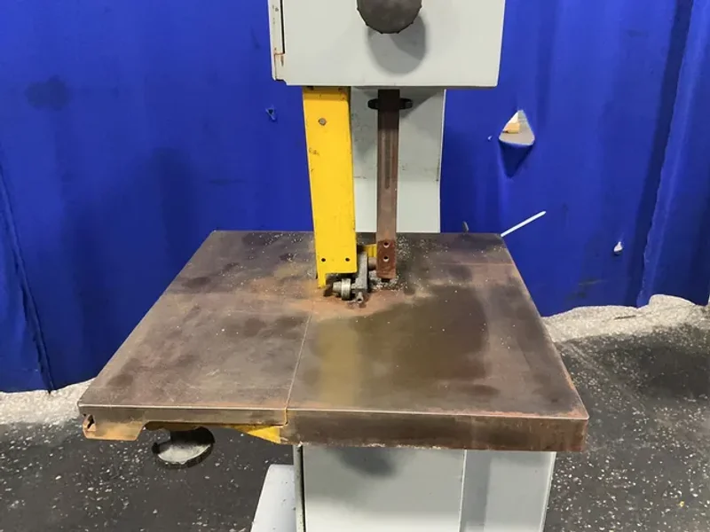 KALAMAZOO 18”-30” THROAT, 10” H STARTRITE VERTICAL BAND SAW  -  24-V-10