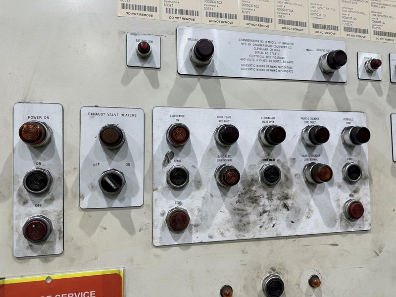 8,000 LBS FORCE CHAMBERSBURG MODEL #8 IMPACTOR HORIZONTAL FORGING MACHINE