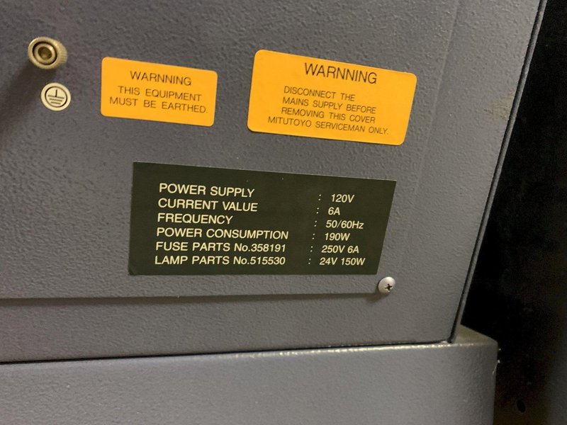 14&quot; MITUTOYO Model PH-14A Bench Top Optical Comparator