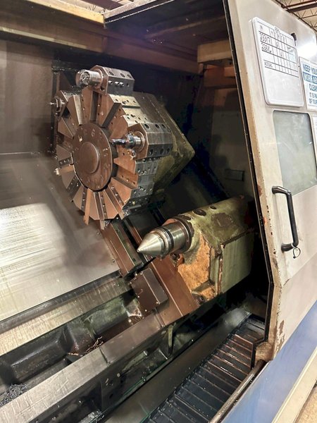 Doosan Puma 400B CNC Lathe, 2007 – Programmable Tailstock, Presetter, Chip Conveyor, 18″ Chuck