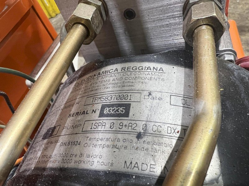 20&quot; X 20&quot; X 28&quot; ORWAK  MODEL #5031-E HYDRAULIC VERTICAL COMPACTOR / BALER: STOCK #16758