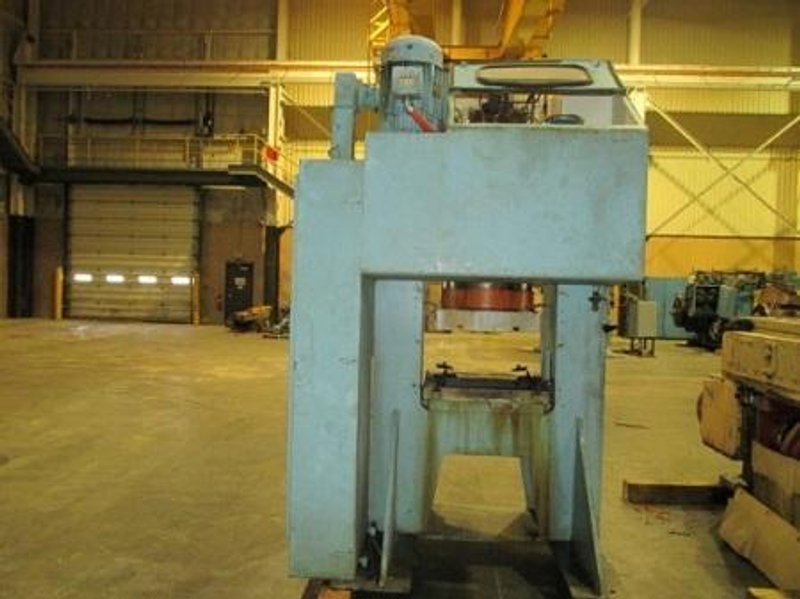 110 TON WATERBURY-FARREL MODEL #110-S HYDRAULIC PRESS, HIGH SPEED