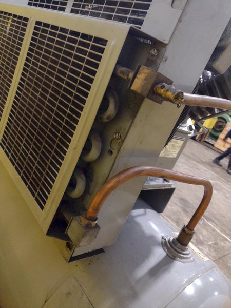 INGERSOLL RAND AIR COMPRESSOR: YOBRO #24822