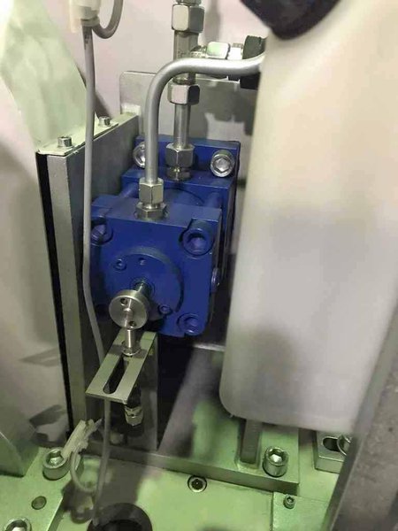 4,000# x 24" Arku Dbl-End Uncoiler